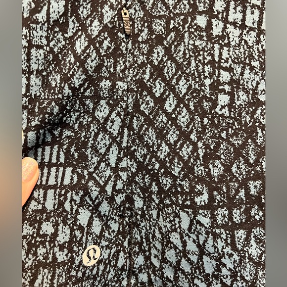 Lululemon Close To Crossing Jacquard Long Sleeve Top Size M - Picture 7 of 9